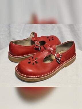 Aster Dingo Sandals Girl Shoes Sz 34(US 3.5) 10yr Old Red